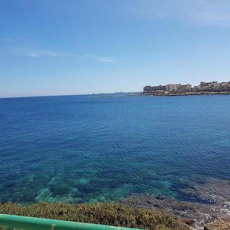 Large Apartment In Marsascala. Sleeps 6 Marsaskala Eksteriør billede