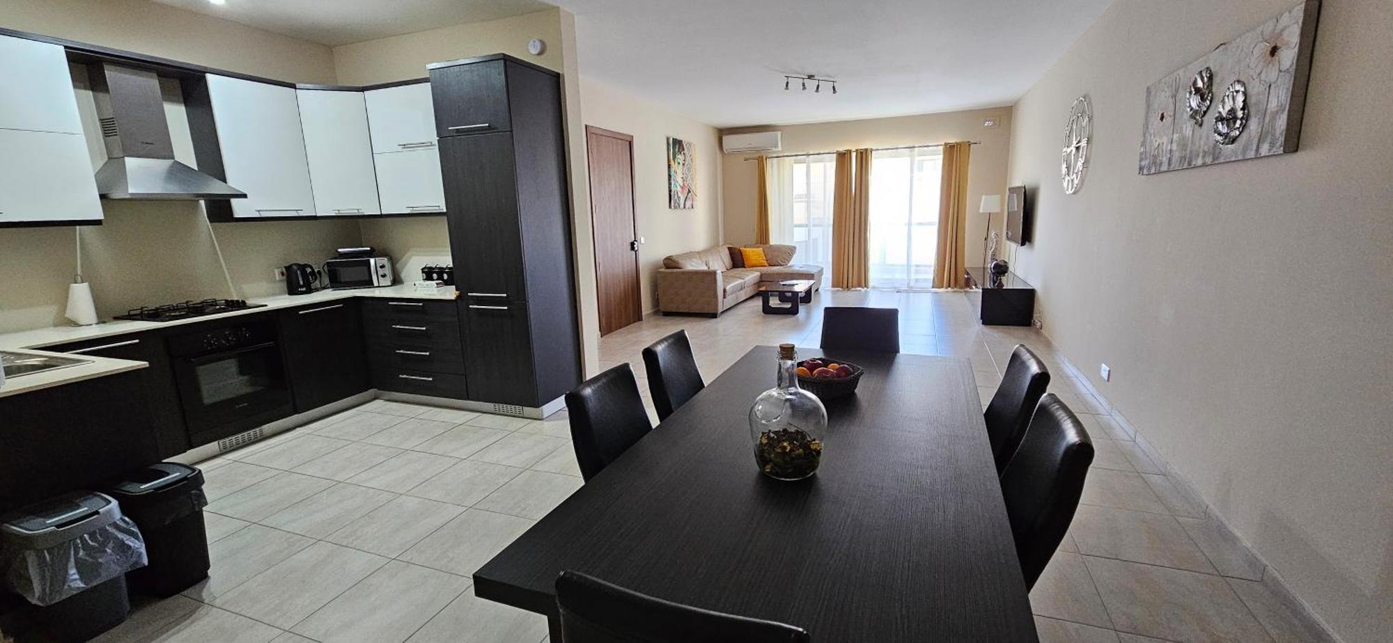 Large Apartment In Marsascala. Sleeps 6 Marsaskala Eksteriør billede